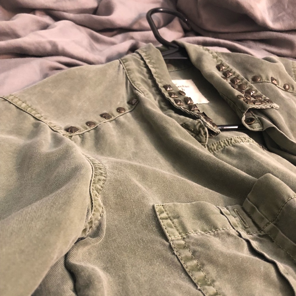 Abercrombie & Fitch khaki shirt
